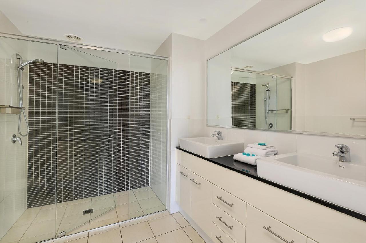 Two-Bedroom Apartment (1 room lock off)