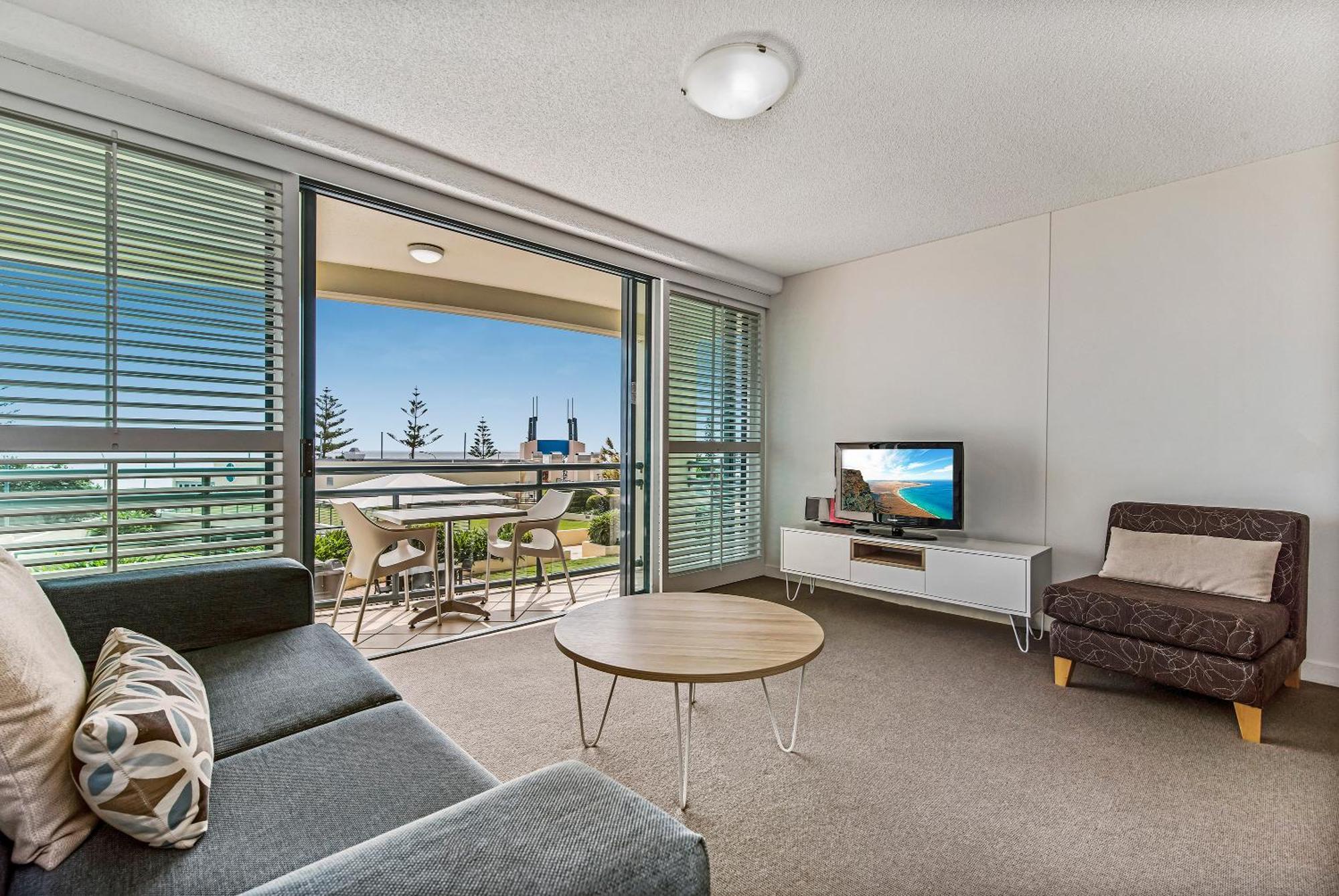 One-Bedroom Ocean Superior Apartment