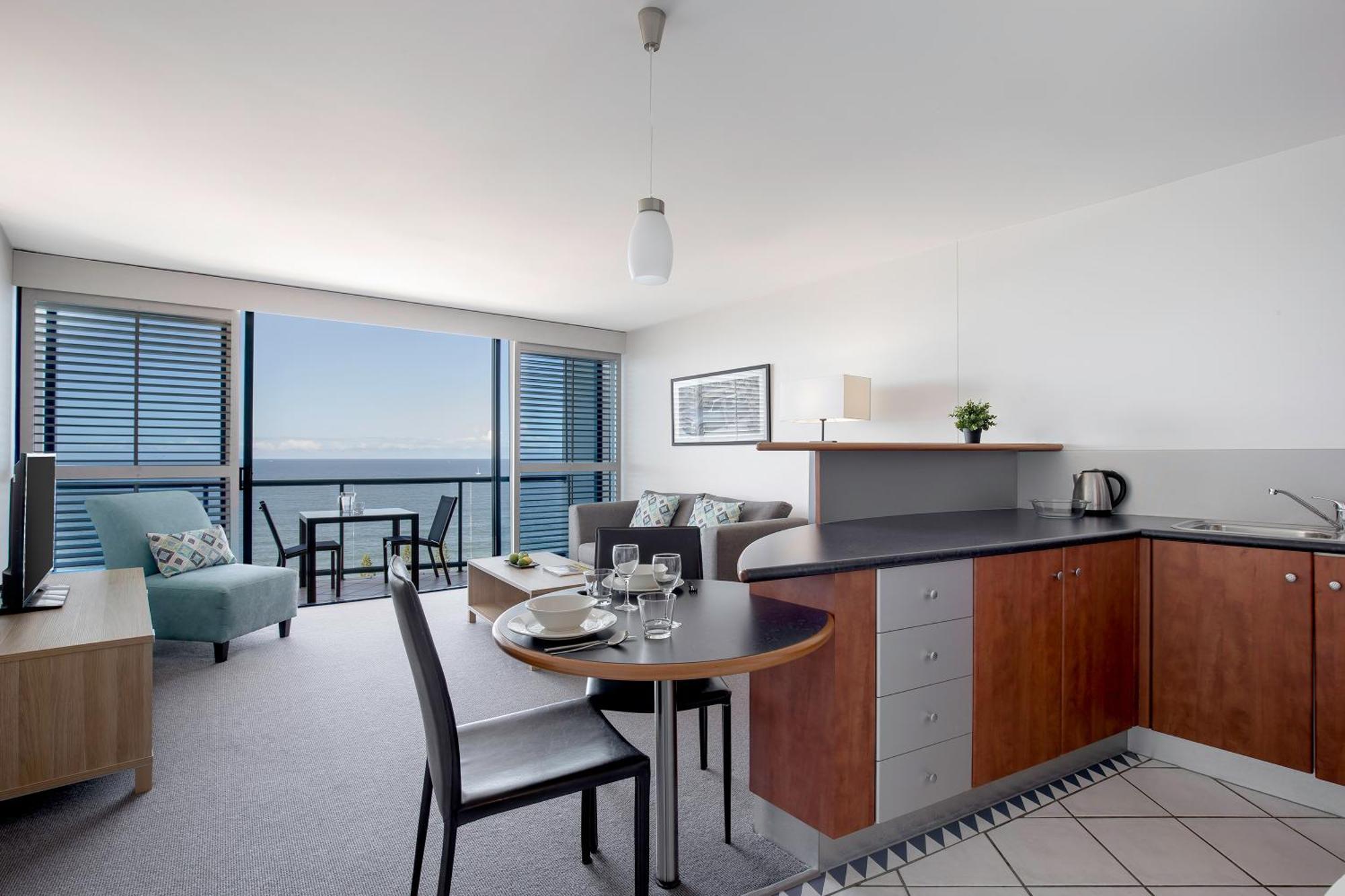 One-Bedroom Ocean View Apartment