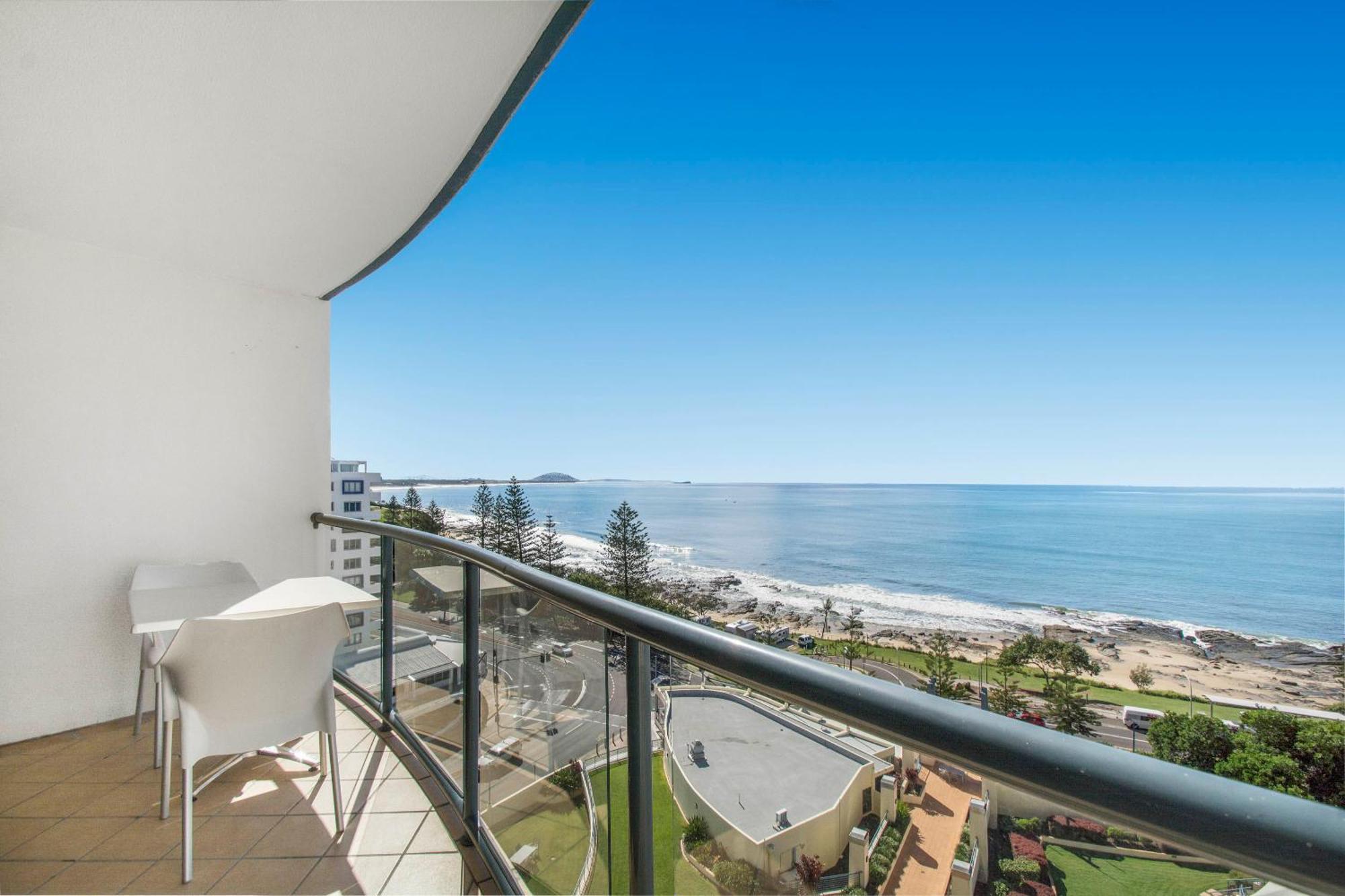 One-Bedroom Ocean View Apartment