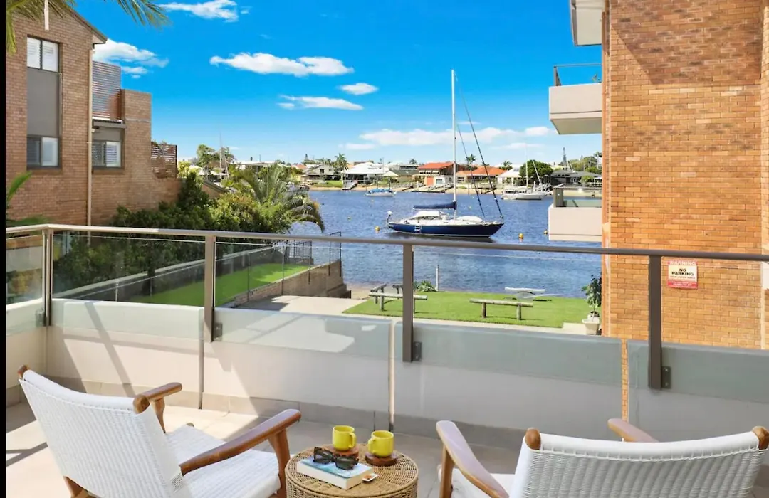 Luxury 2 Bedroom Unit Mooloolaba-1