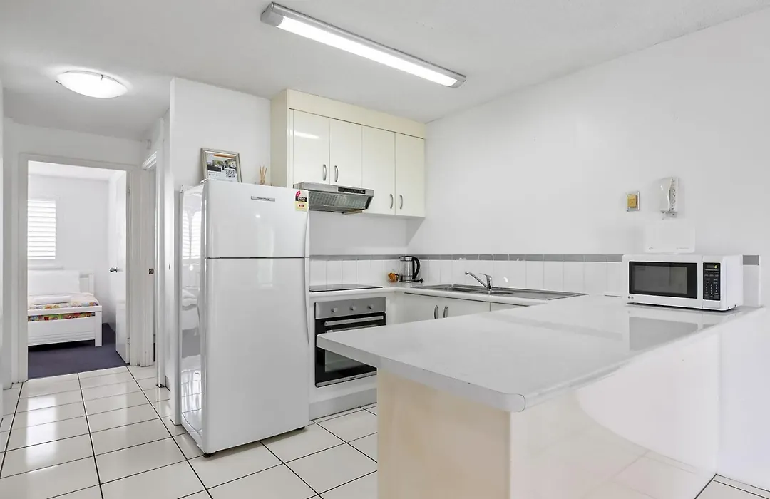 Central, Neat And Affordable 2 Bed Apartment-1