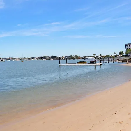 3 Bedroom Unit With Views Of Marina, Close To Beach-3