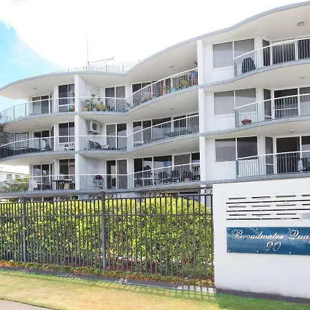 3 Bedroom Unit With Views Of Marina, Close To Beach-2