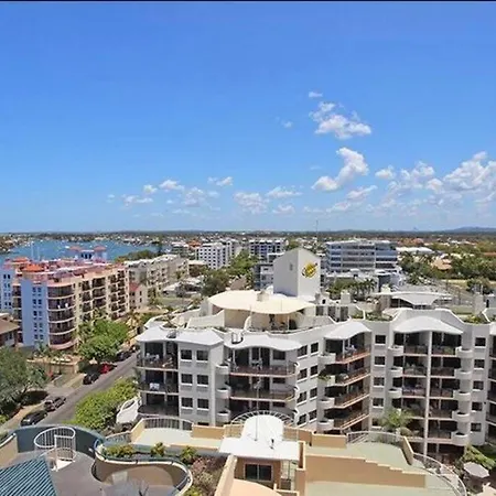 Beach Apartment With All The Facilities You Need - Landmark Resort-2