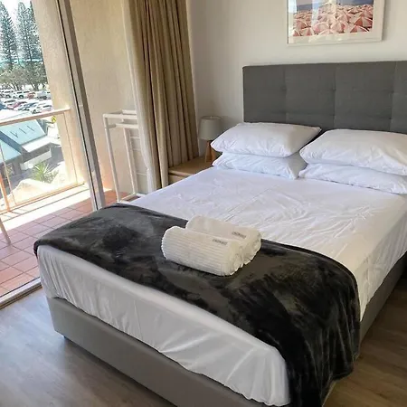 Mooloolaba Beach Apartment-3