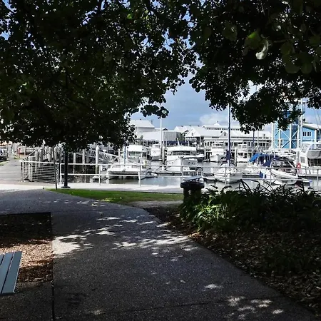 Mooloolaba Perfect - Beach, Wharf, Dining Ze2-2