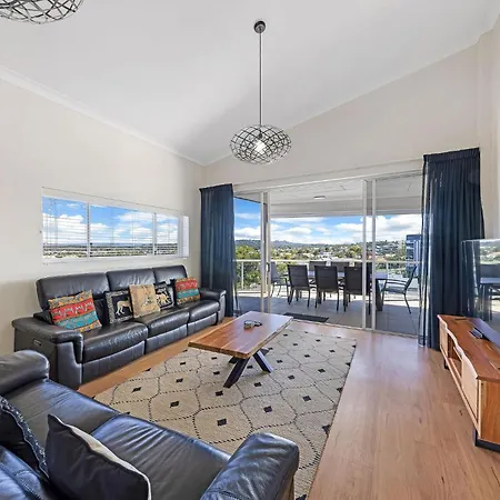 Pandanus Mooloolaba-2