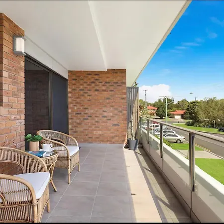 Luxury 2 Bedroom Unit Mooloolaba-3