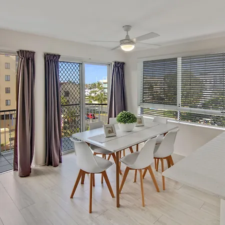 Mainsail8- Mooloolaba Beach-2