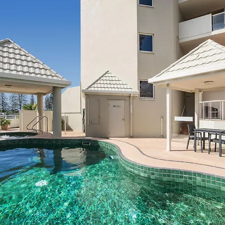 Mooloolaba Beachfront Apartment In Sandcastles-2