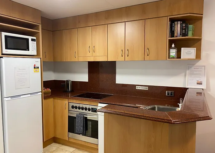 Mooloolaba Beachfront: Superior Resort Apartment