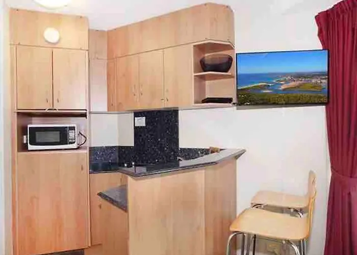 Beach Apartment With All The Facilities You Need - Landmark Resort Mooloolaba