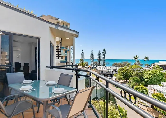 2 Bedroom Penthouse, Sleeps 5 In Caribbean Resort Mooloolaba