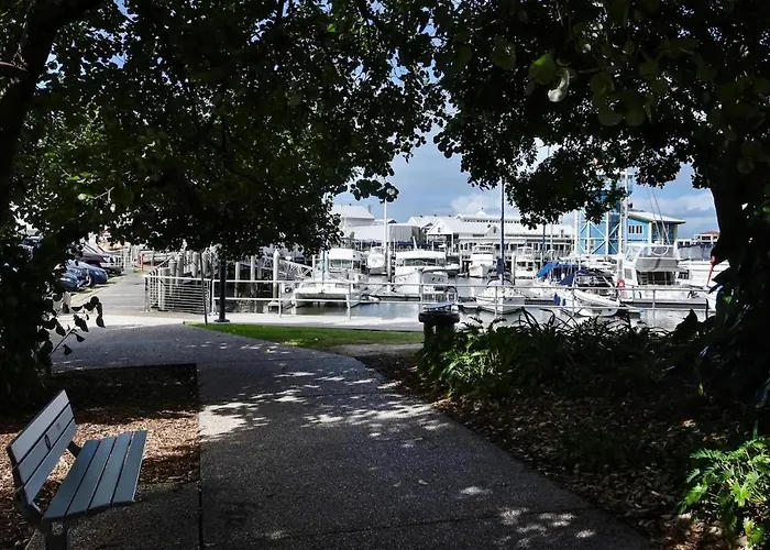 Mooloolaba Perfect - Beach, Wharf, Dining Ze2