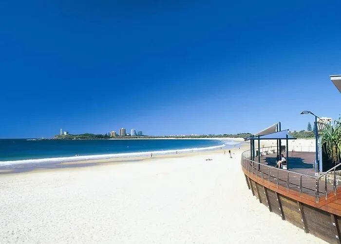 Central Mooloolaba Beachfront Apartment - Located In Sandcastles Resort