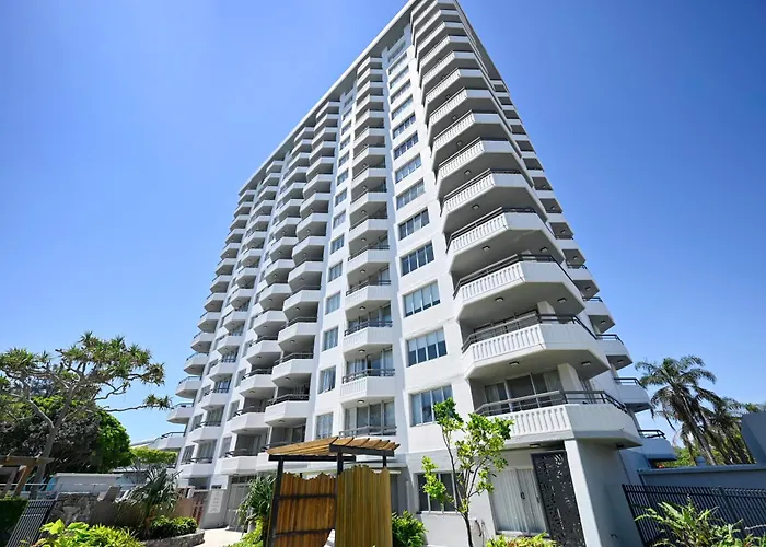 Sun, Surf, And Sand At Parkyn! Mooloolaba