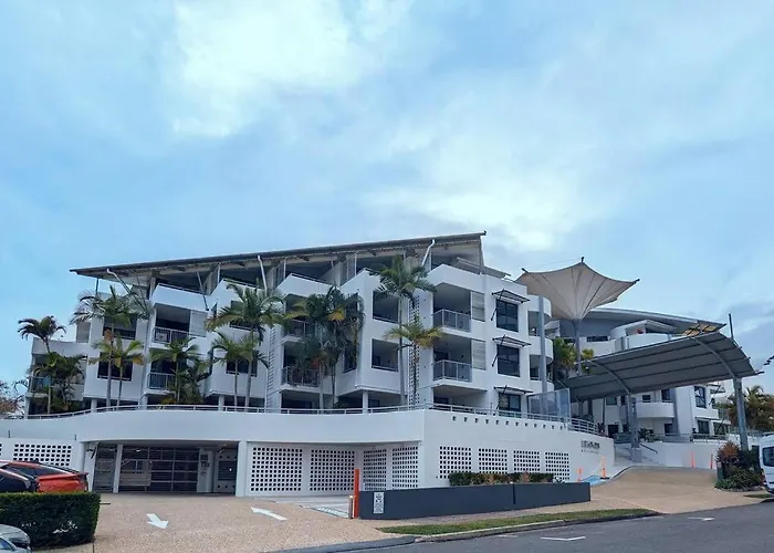 Beach And Breeze Mooloolaba