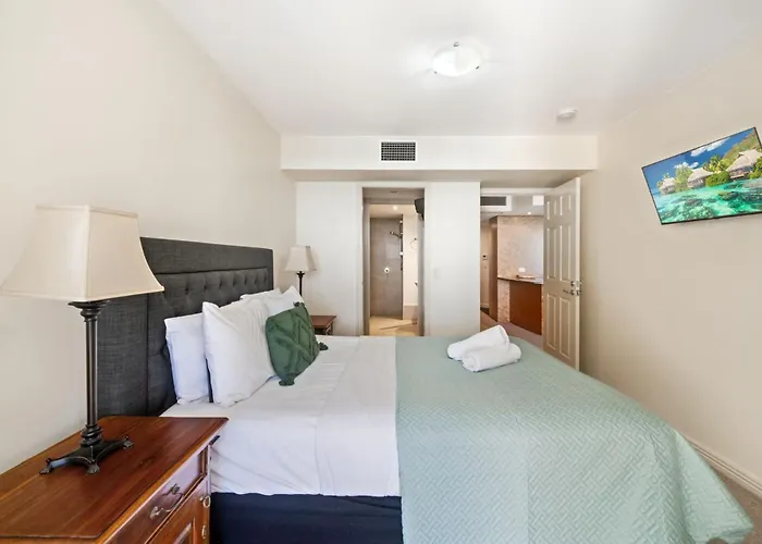 Zanzibar 905, Ocean Front 2 Bedroom Apartment Mooloolaba