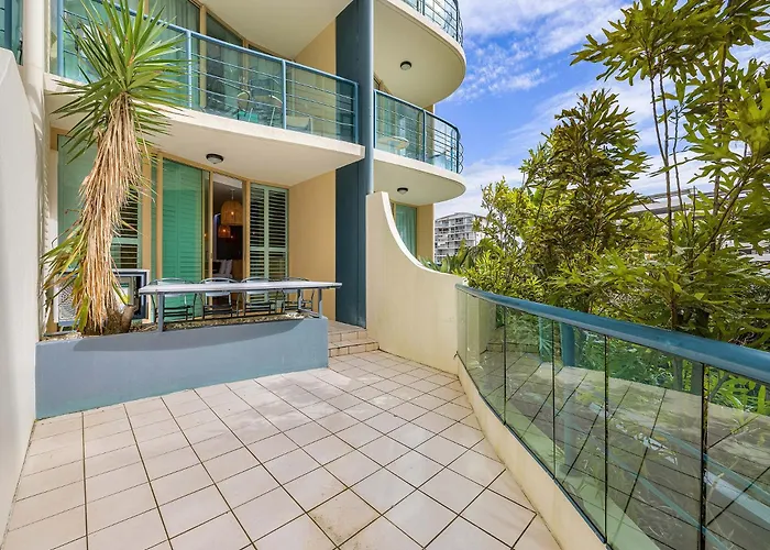 Landmark Resort Renovated Beach Apartment Mooloolaba