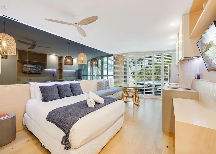 Landmark Resort Renovated Beach Apartment Mooloolaba