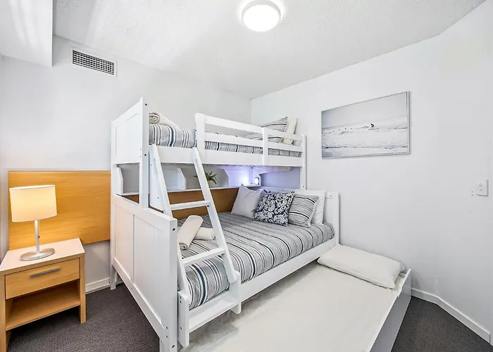 Ocean Front Mooloolaba Esplanade Apartment 2Br