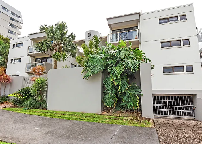 Lahaina Apartments Mooloolaba