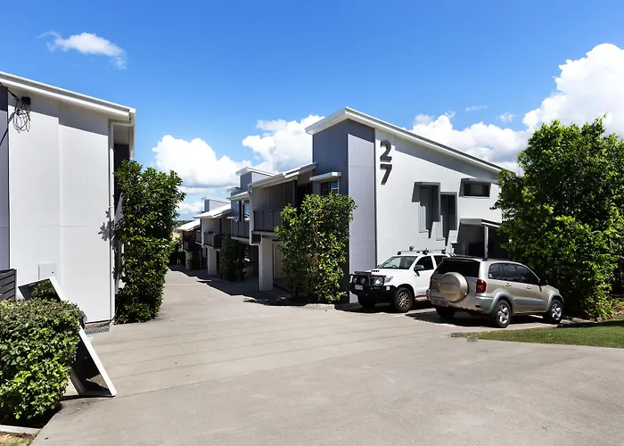Marj12- Stylish And Spacious Mooloolaba