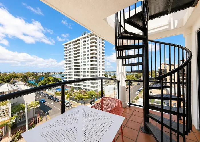 Stylish 1 Bedroom With Private Rooftop Spa At The Aegean Mooloolaba