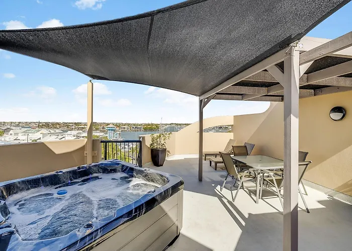 Nautilus Private Rooftop Spa Mooloolaba